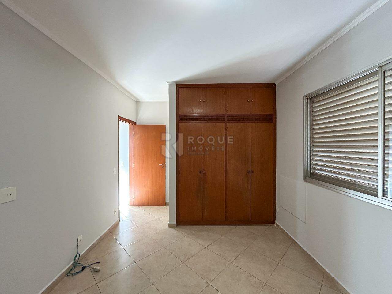 Apartamento à venda no bairro Centro: Dormitório 3