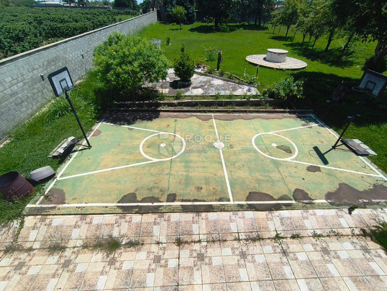 Terreno à venda no bairro Pereiras: