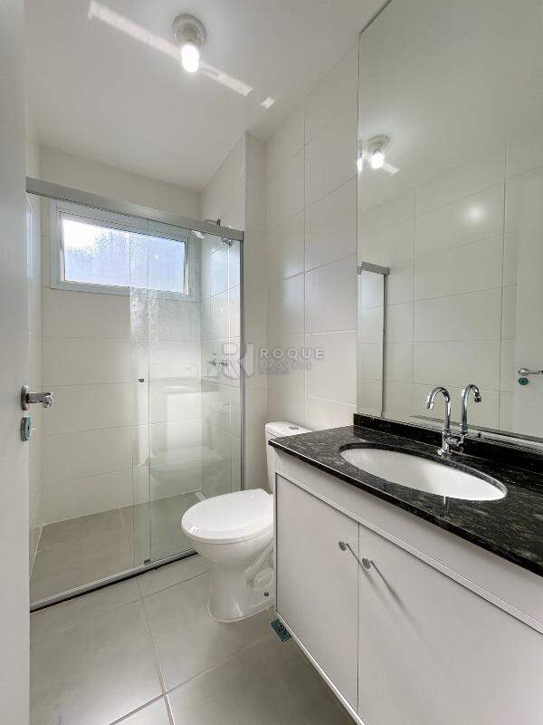 Apartamento para aluguel no bairro Jardim Santa Adélia: WC suíte