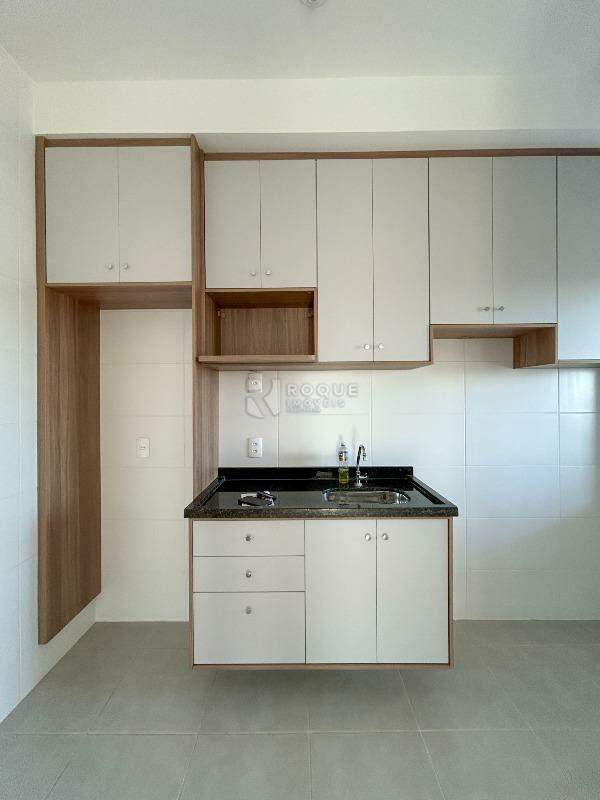 Apartamento para aluguel no bairro Jardim Santa Adélia: Cozinha