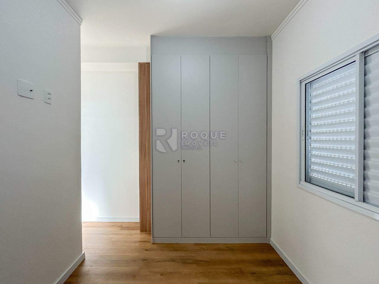 Apartamento para aluguel no bairro Jardim Santa Adélia: Dormitório 2 suíte
