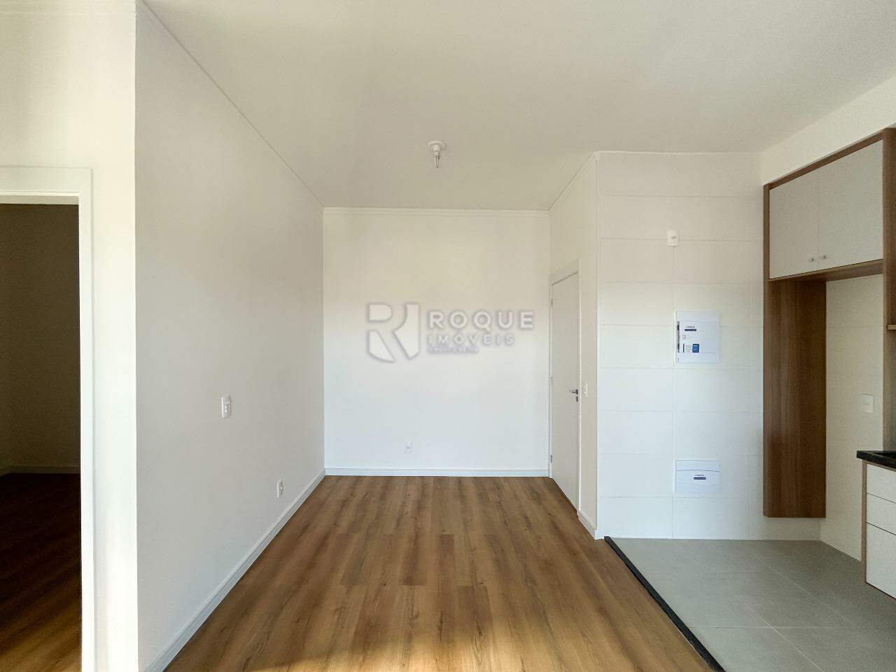Apartamento para aluguel no bairro Jardim Santa Adélia: Sala