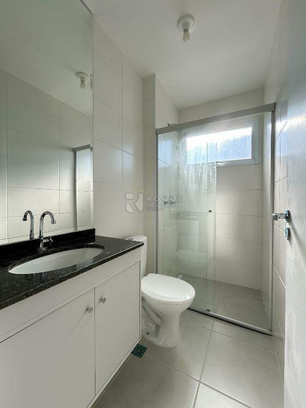 Apartamento para aluguel no bairro Jardim Santa Adélia: WC social