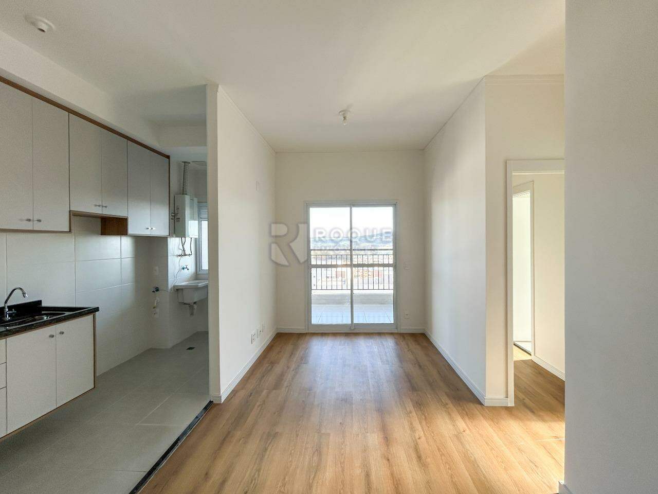 Apartamento para aluguel no bairro Jardim Santa Adélia: Sala