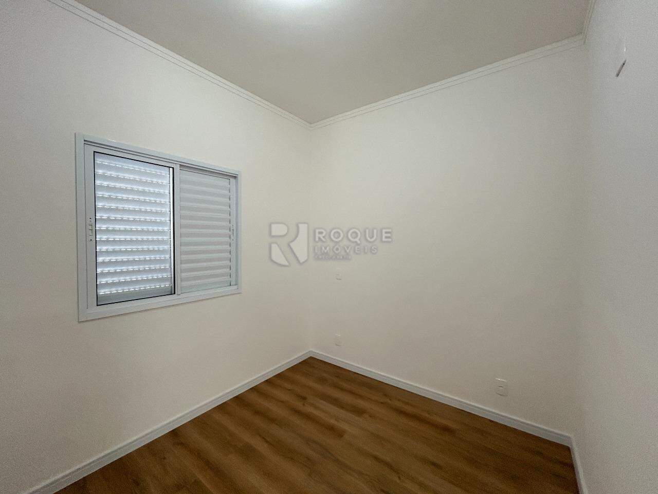 Apartamento para aluguel no bairro Jardim Santa Adélia: Dormitório 2 suíte