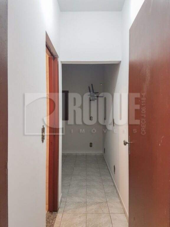 Casa Residencial à venda no bairro Jardim Residencial Recanto Alvorada: Hall 