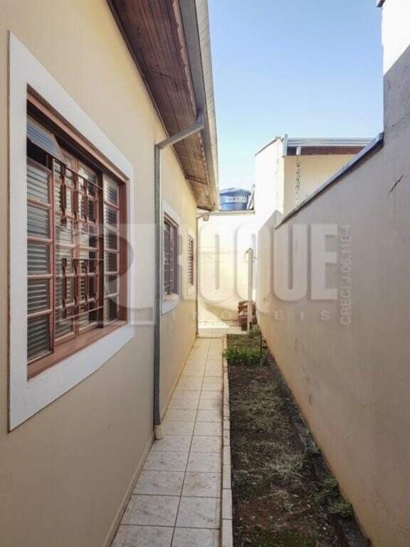 Casa Residencial à venda no bairro Jardim Residencial Recanto Alvorada: Corredor 1