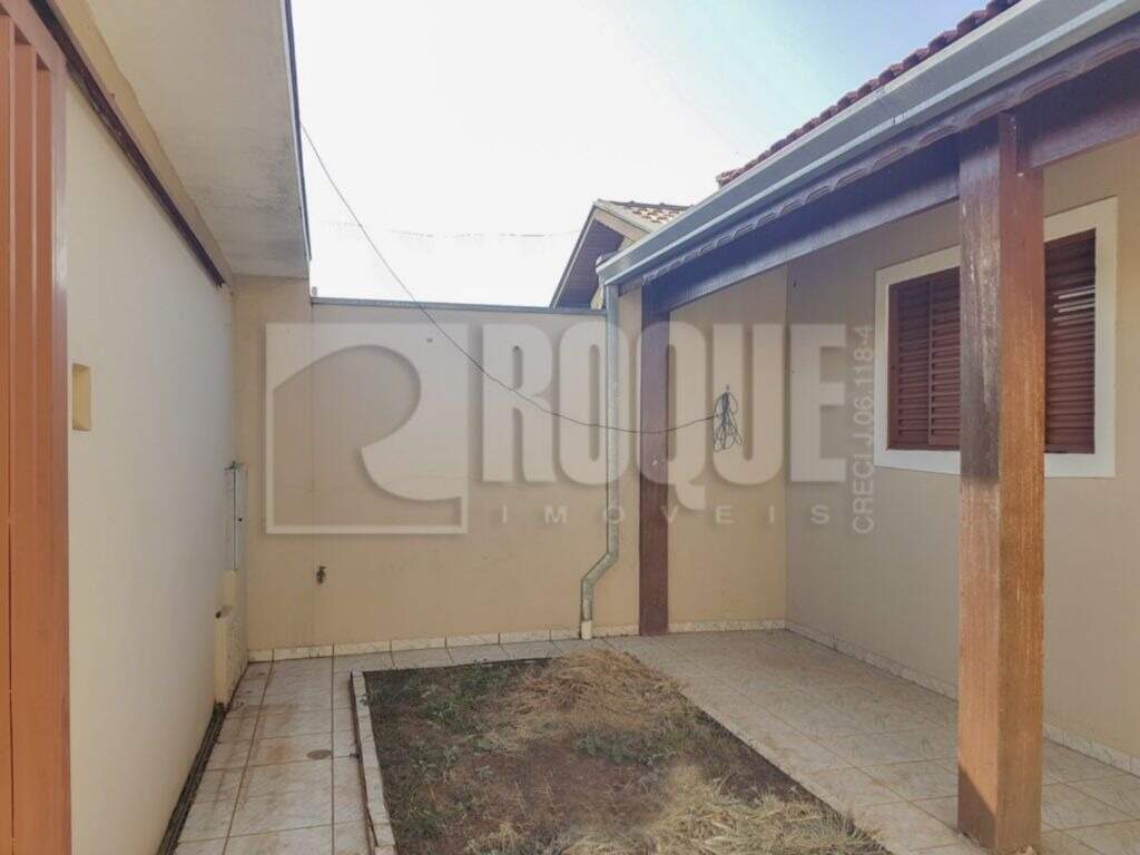 Casa Residencial à venda no bairro Jardim Residencial Recanto Alvorada: Área da frente 