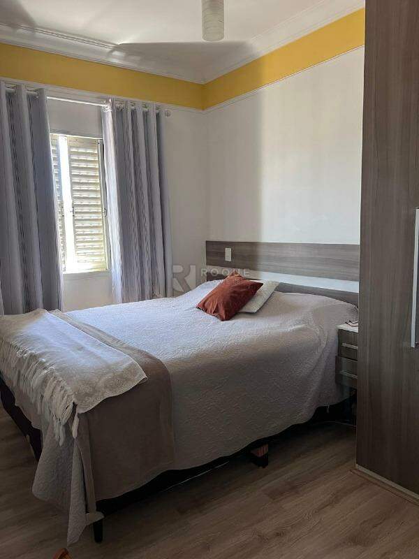 Apartamento à venda no bairro Vila Queiroz: 
