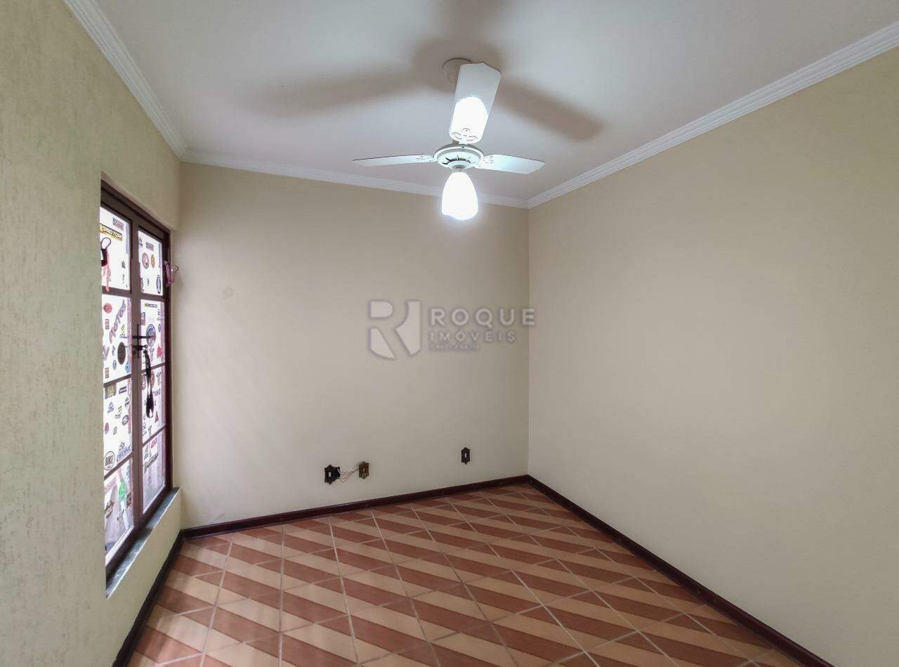 Casa Residencial à venda no bairro Jardim do Lago: Dormitório 2
