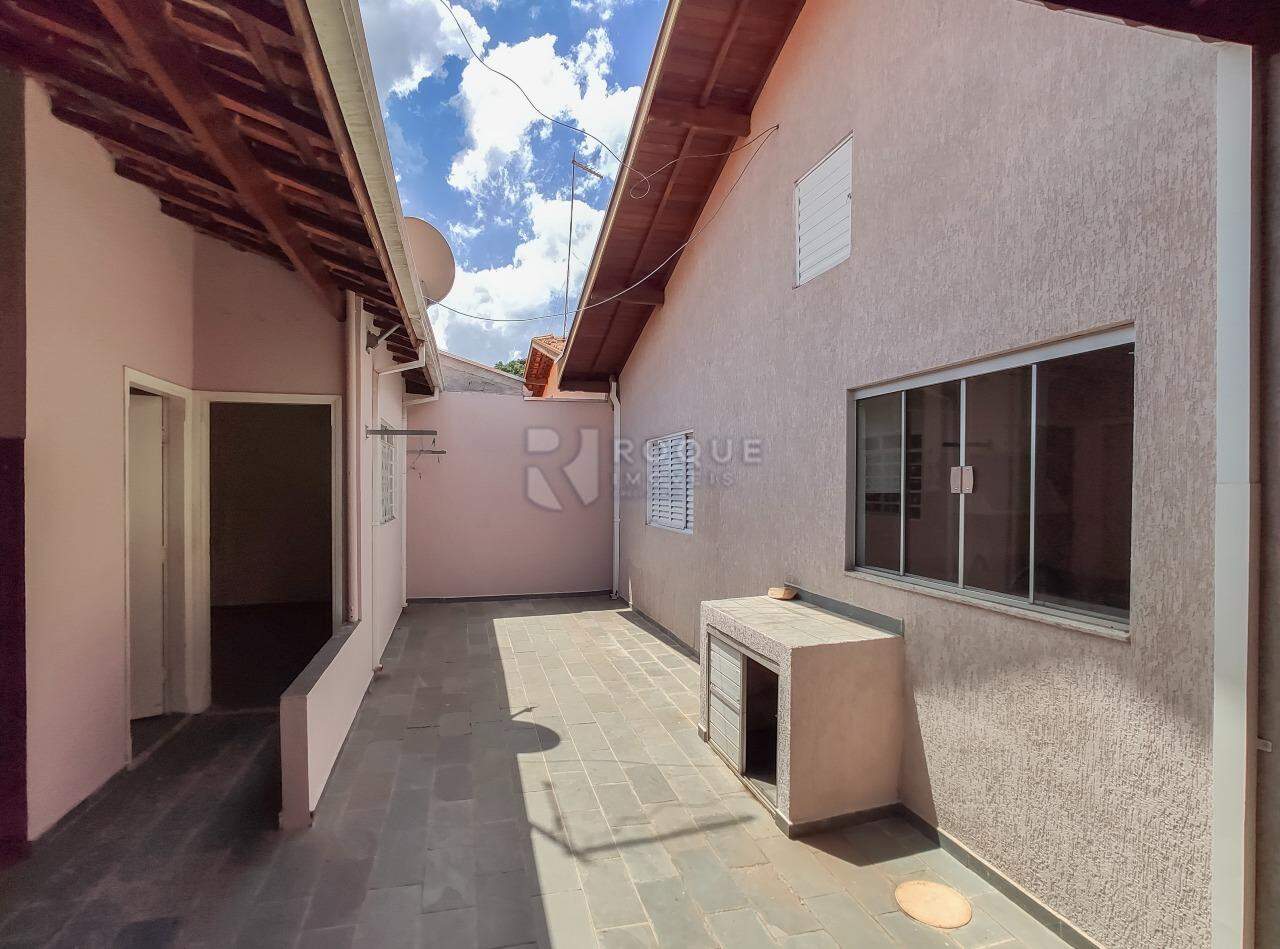 Casa Residencial à venda no bairro Jardim do Lago: Fundo 