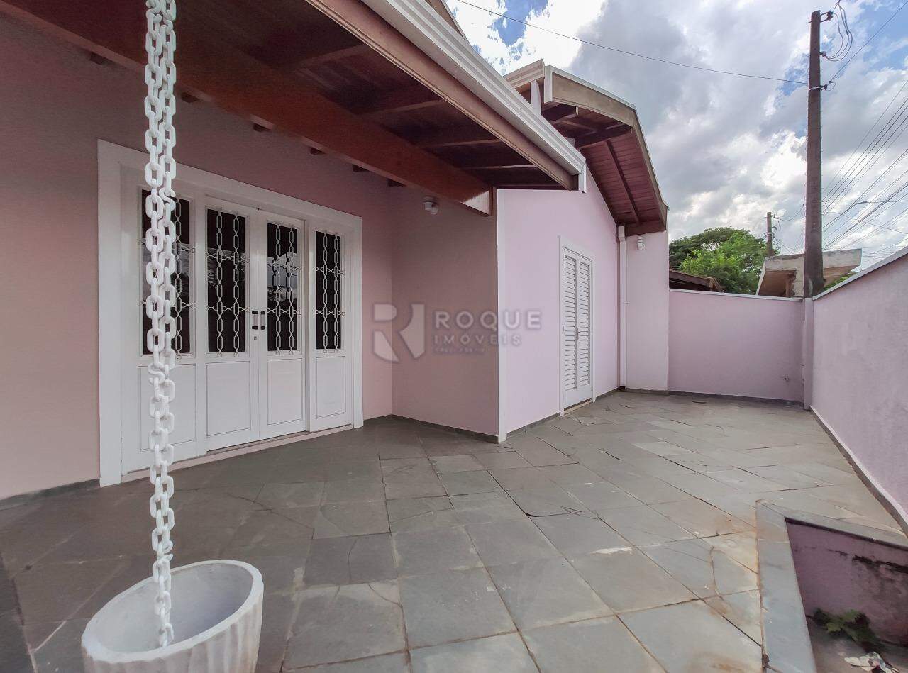 Casa Residencial à venda no bairro Jardim do Lago: Frente 