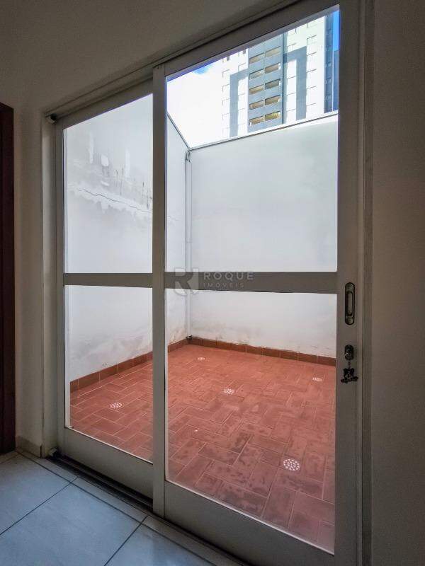 Casa Comercial para aluguel no bairro Centro: ÁREA DE LUZ