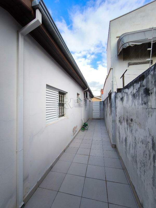 Casa Comercial para aluguel no bairro Centro: LATERAL EXTERNA
