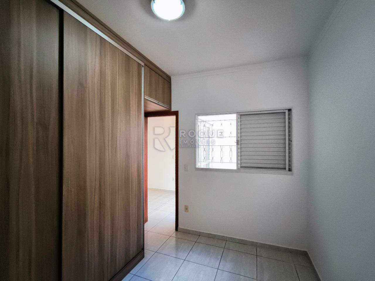 Casa Comercial para aluguel no bairro Centro: DORMITÓRIO 2