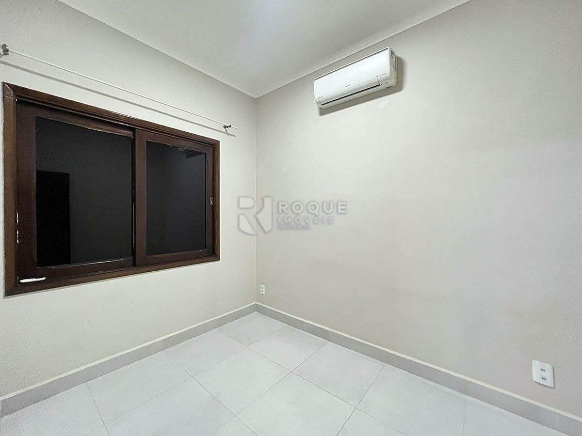 Casa Residencial para aluguel no bairro Centro: Sala de TV