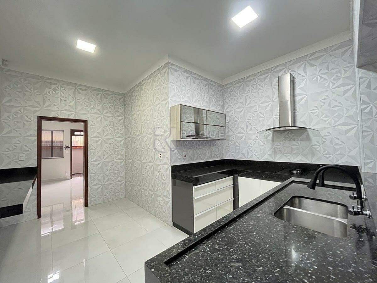 Casa Residencial para aluguel no bairro Centro: Cozinha 
