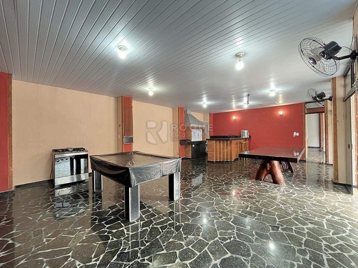 Casa Residencial para aluguel no bairro Centro: Salão de jogos