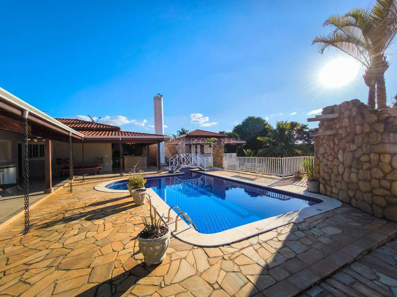Chácara à venda no bairro Bairro dos Pires de Baixo: PISCINA