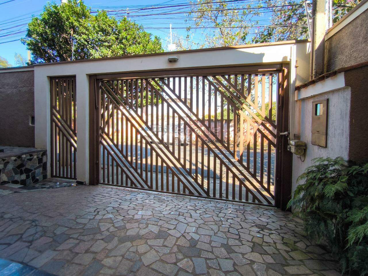 Casa Residencial à venda no bairro Boa Vista: PORTÃO AUTOMÁTICO