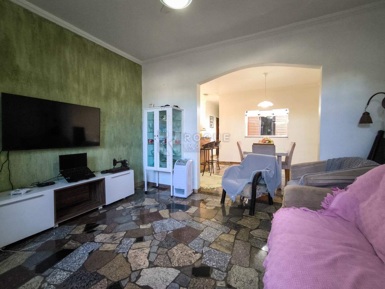 Casa Residencial à venda no bairro Boa Vista: SALA DE ESTAR