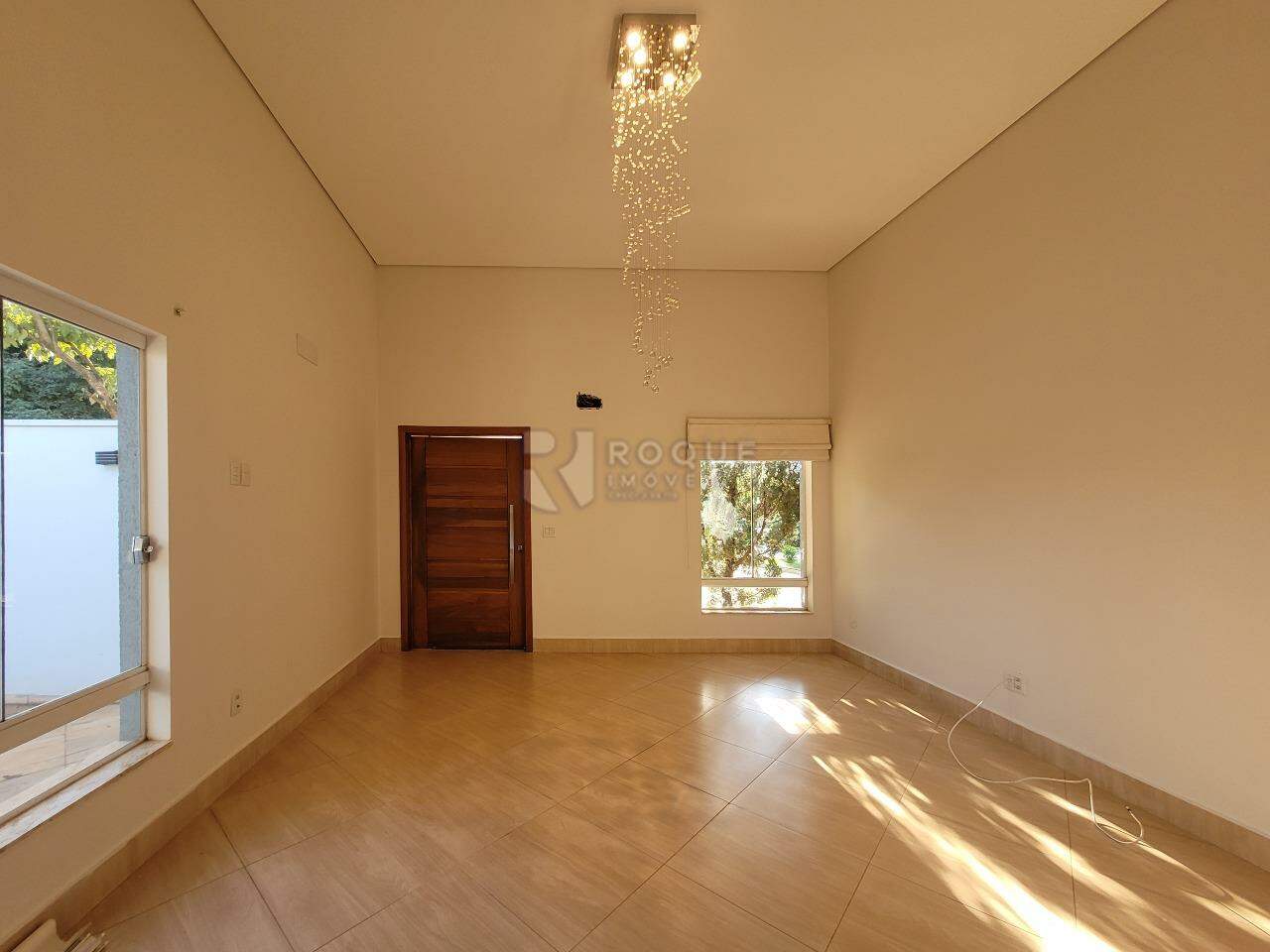 Casa em condomínio à venda no bairro Residencial Vermont: Sala