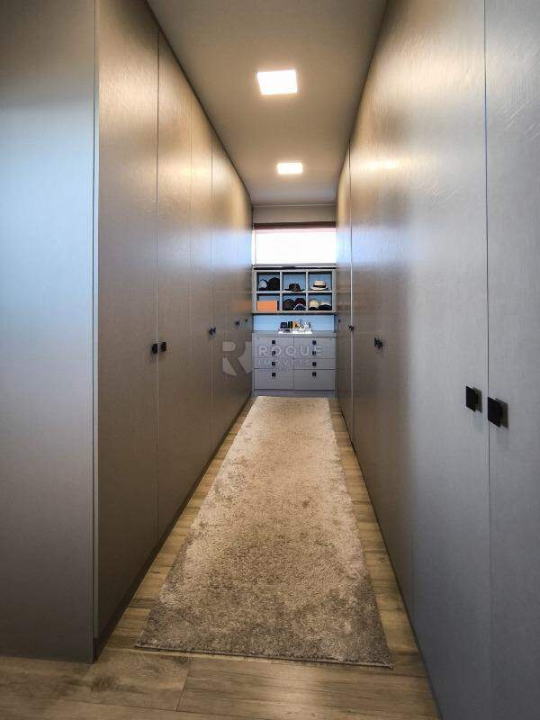 Casa em condomínio à venda no bairro Residencial Casalbuono: CLOSET SUÍTE MASTER