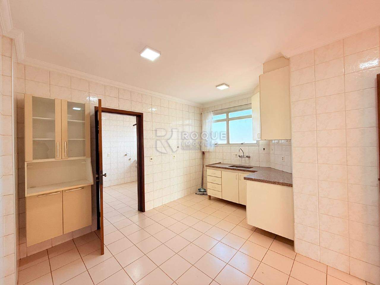 Apartamento à venda no bairro Centro: Cozinha