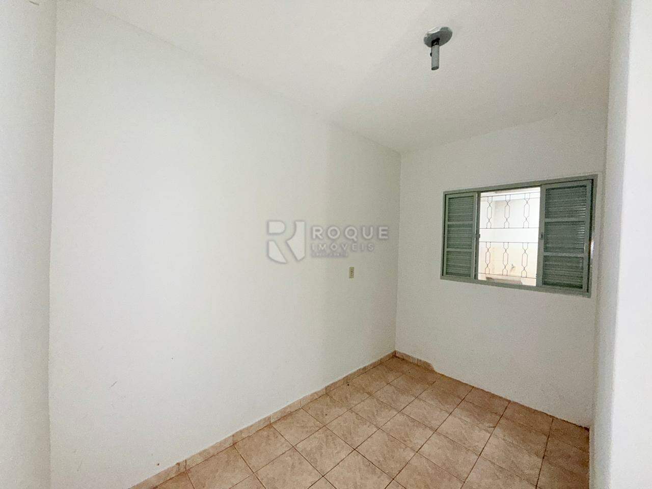 Casa Residencial para aluguel no bairro Vila Santa Lucia: Dormitório 03