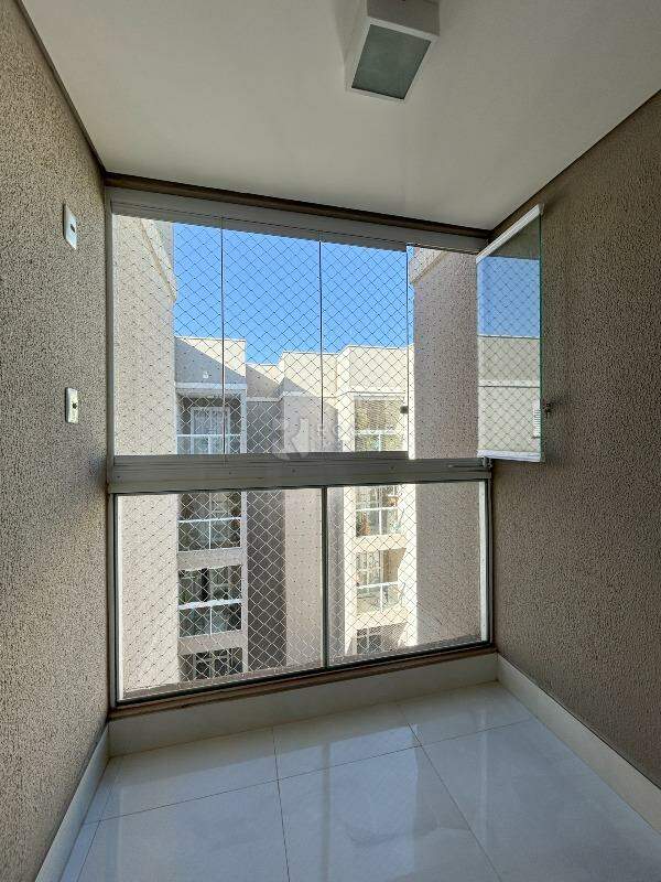 Apartamento para aluguel no bairro Residencial Jardins de Limeira: Sacada