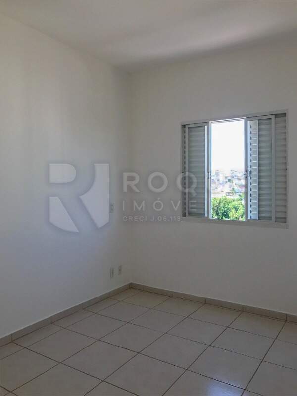 Apartamento à venda no bairro Vila Queiroz: Dormitório 2