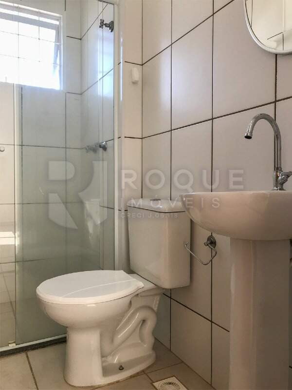 Apartamento à venda no bairro Vila Queiroz: WC 