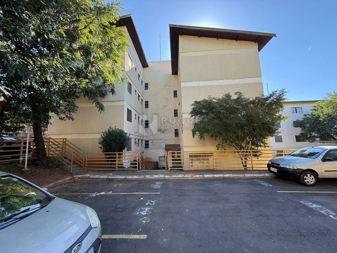 Apartamento para aluguel no bairro Jardim Ipiranga: Fachada