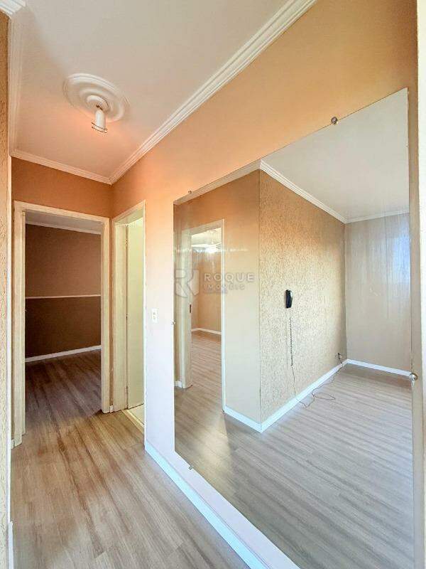 Apartamento para aluguel no bairro Jardim Ipiranga: Hall Dormitório