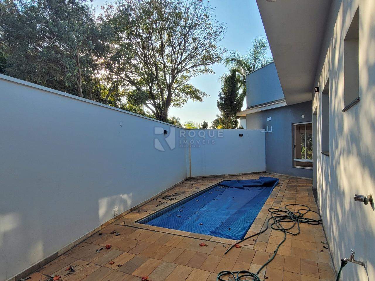 Casa em condomínio para aluguel no bairro Residencial Vermont: Piscina