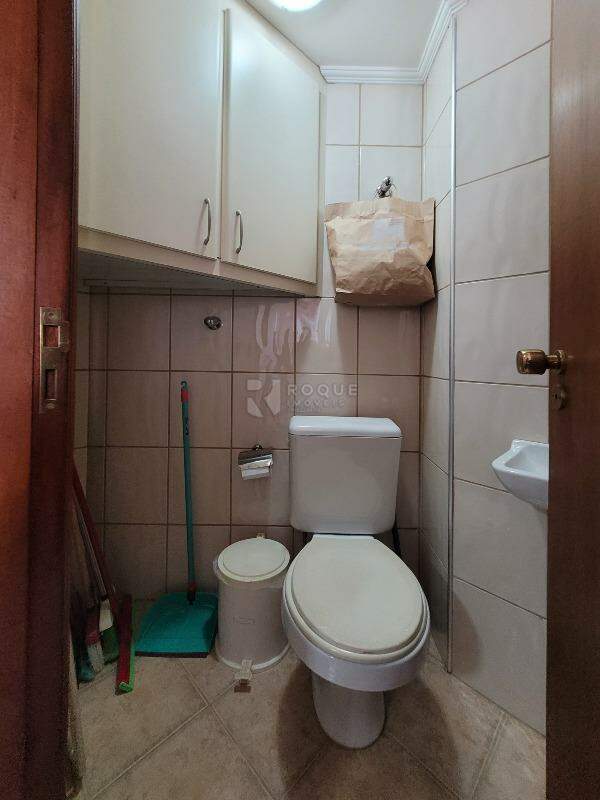 Apartamento para aluguel no bairro Centro: Wc serviços