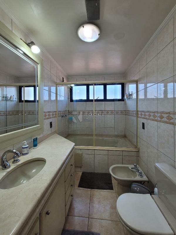 Apartamento para aluguel no bairro Centro: Wc suíte