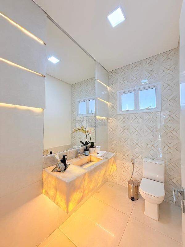 Casa em condomínio à venda no bairro Residenciais Fazenda Itapema: Lavabo