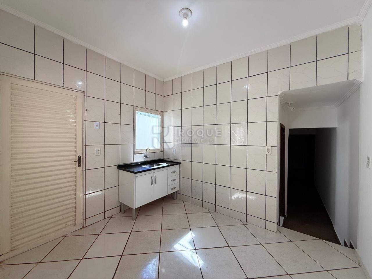 Casa Residencial para aluguel no bairro Jardim Ouro Verde: Cozinha