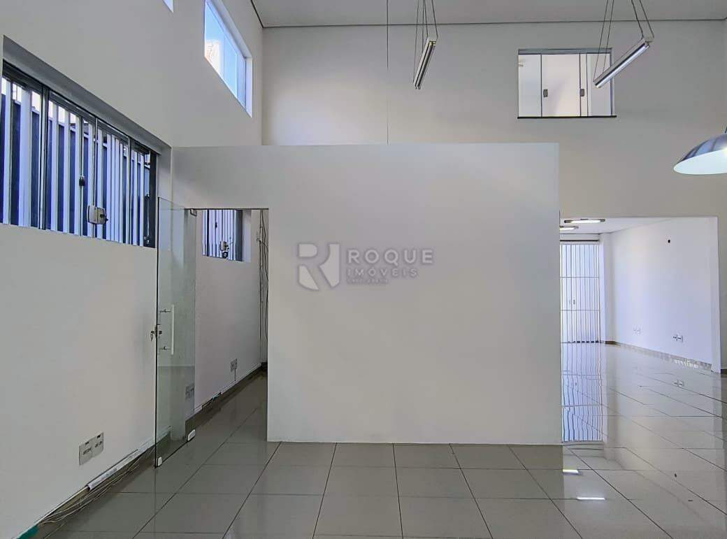 Barracão/Galpão para aluguel no bairro Jardim Glória: Sala