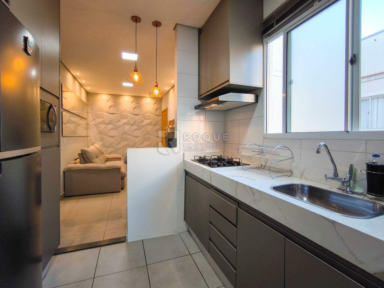 Apartamento à venda no bairro Graminha: COZINHA