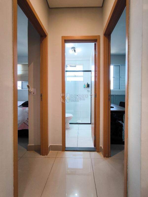 Apartamento à venda no bairro Graminha: ÁREA DE CIRCULAÇÃO