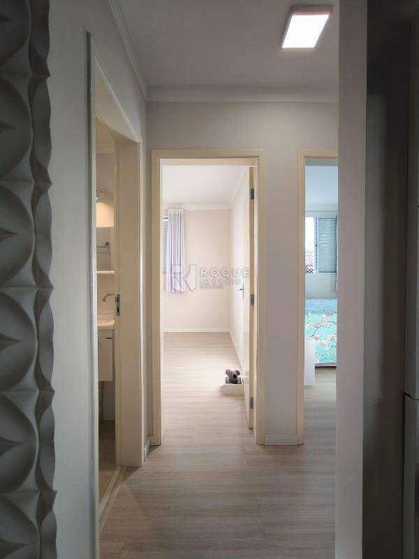 Apartamento à venda no bairro Vila Camargo: ÁREA DE CIRCULAÇÃO