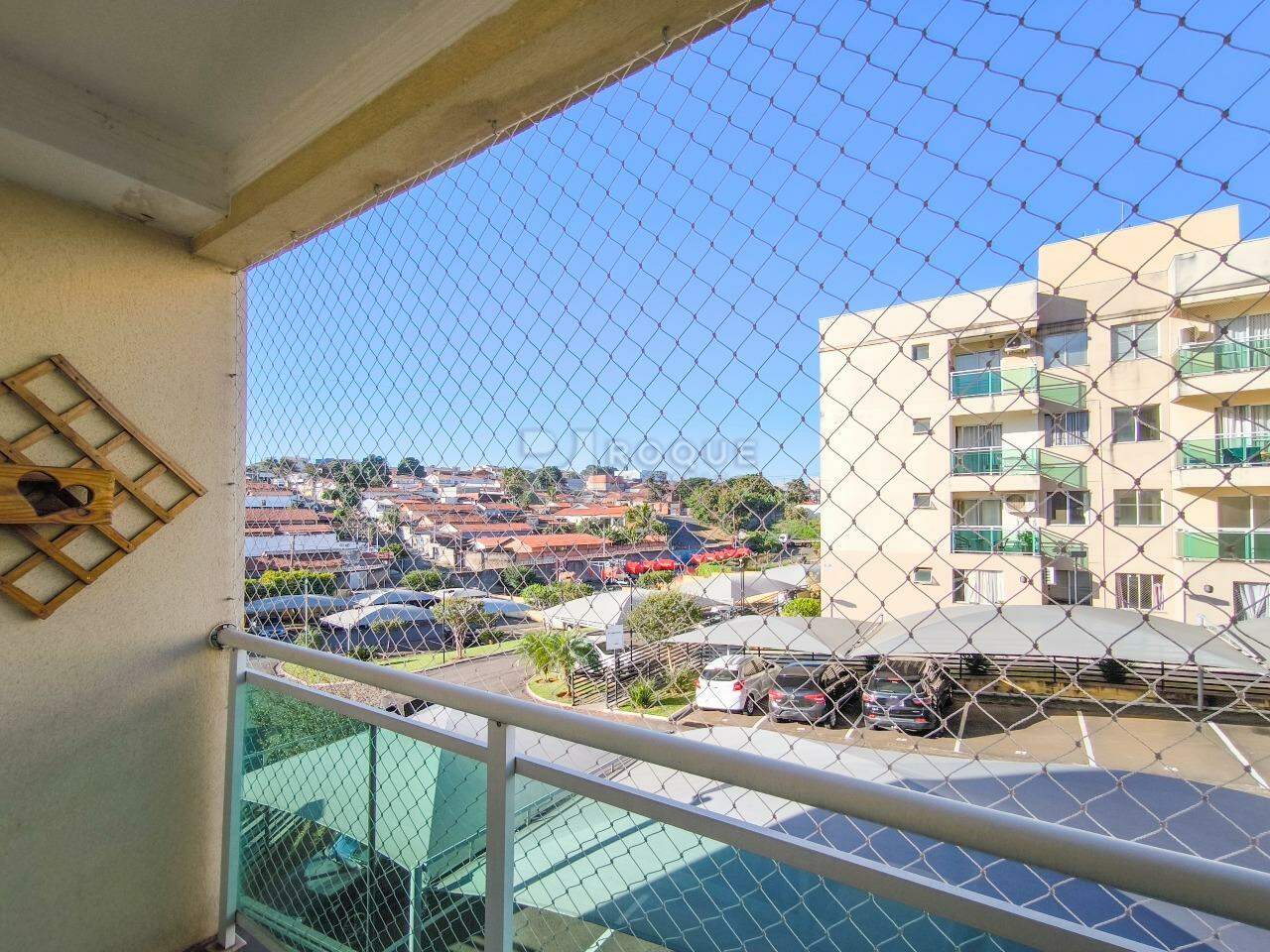 Apartamento à venda no bairro Vila Camargo: VISTA PARCIAL