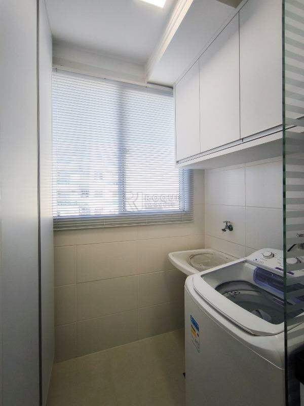 Apartamento à venda no bairro Vila Camargo: LAVANDERIA