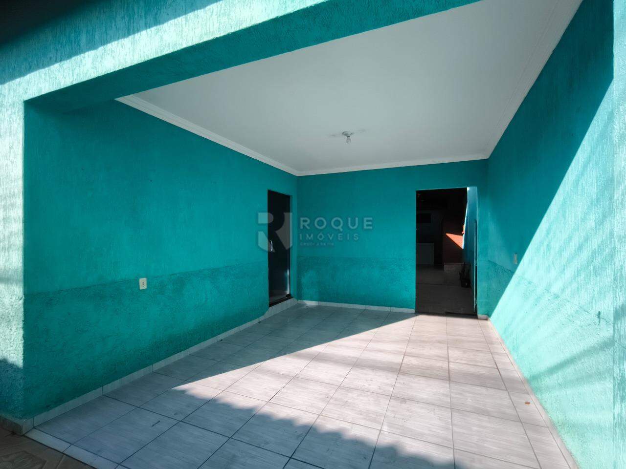 Casa Residencial para aluguel no bairro Jardim São Lourenço: GARAGEM