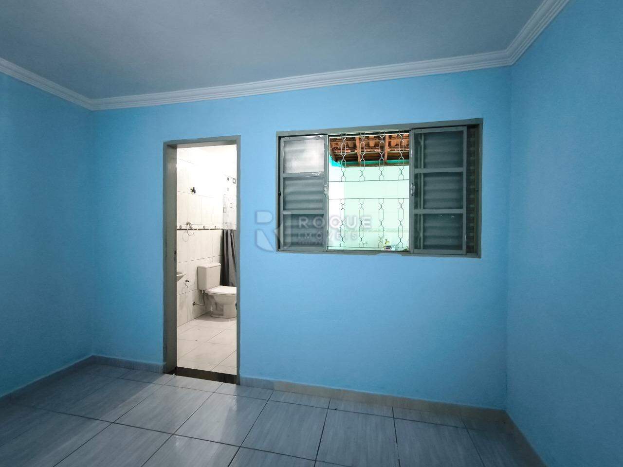Casa Residencial para aluguel no bairro Jardim São Lourenço: SUÍTE