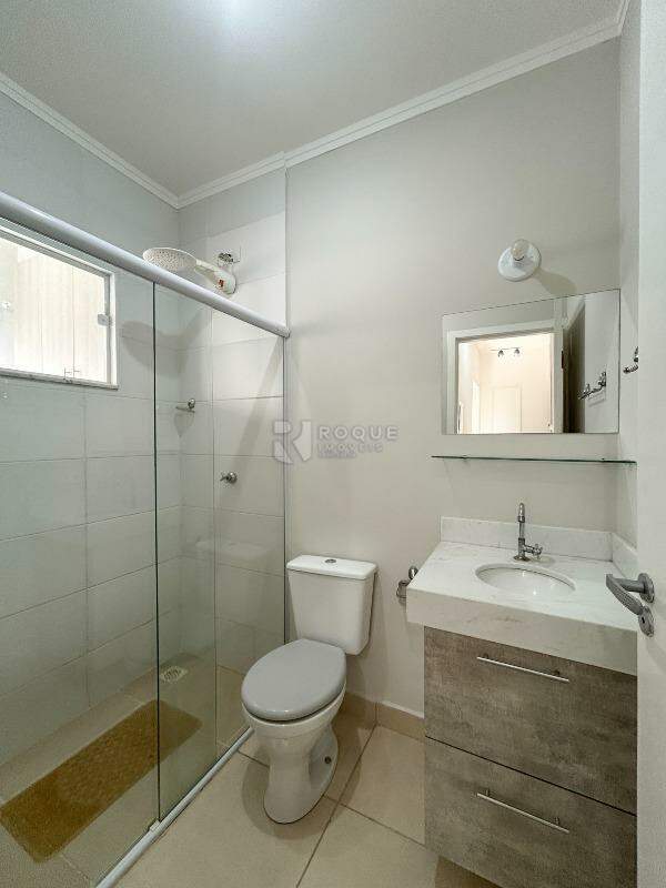 Apartamento para aluguel no bairro Jardim Ouro Verde: WC social 