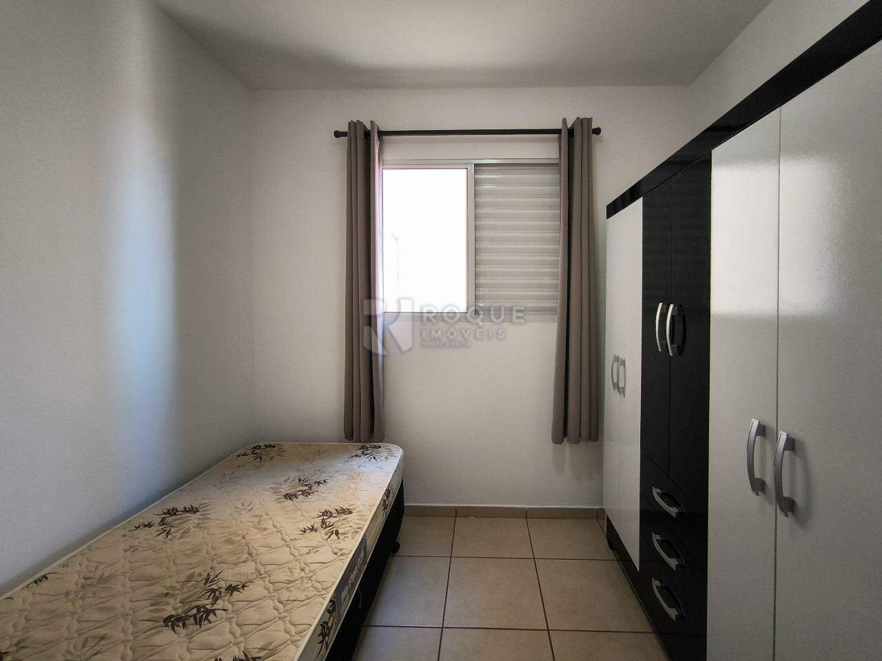 Apartamento à venda no bairro Chácaras Antonieta: DORMITÓRIO 2