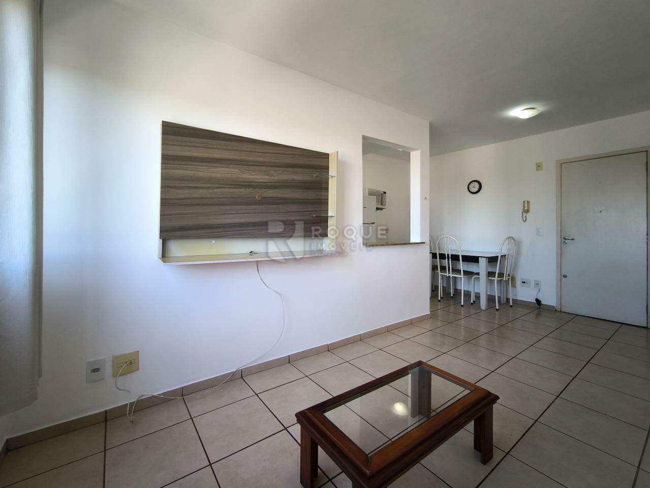Apartamento à venda no bairro Chácaras Antonieta: SALA DE ESTAR
